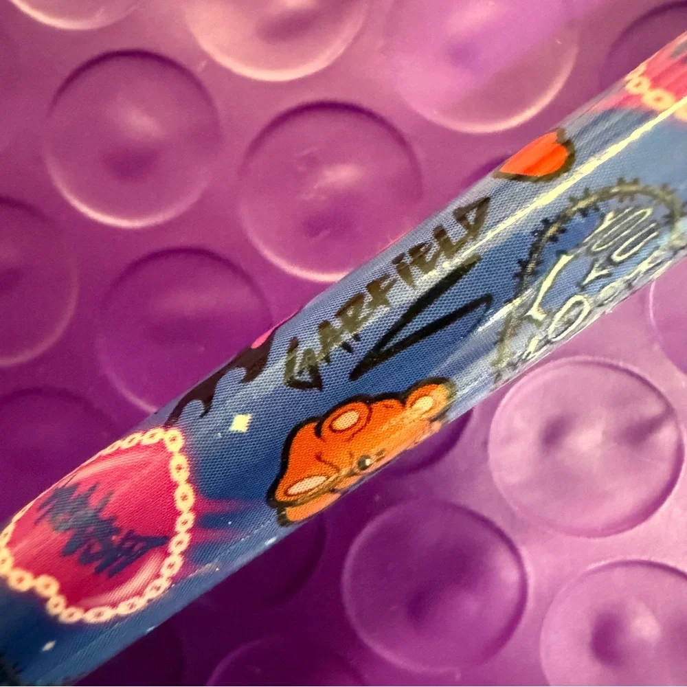 20 Garfield Valentine Novelty Pencils By Paws
